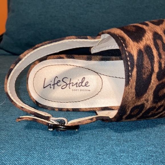 Leopard Print 3” Chunky Strapped Heel - Picture 5 of 6